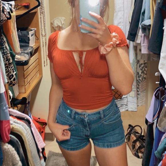 Forever 21 tie v neck red with on or off shoulder - Picture 1 of 2